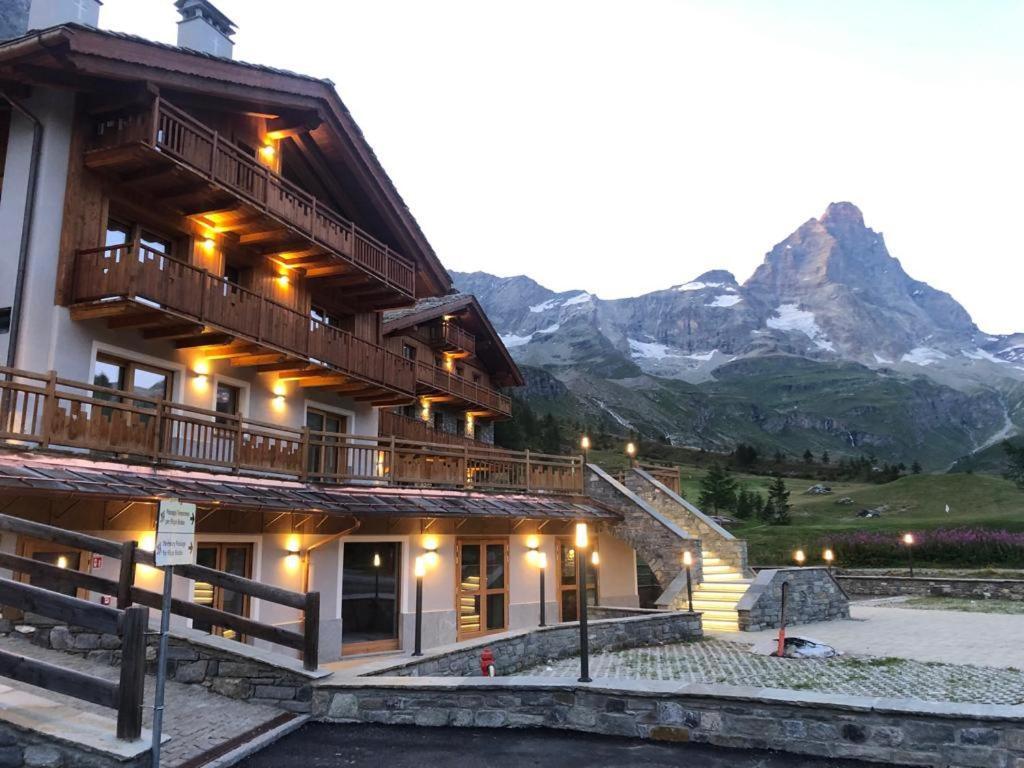 3 Chalets Aparthotel Breuil-Cervinia Esterno foto